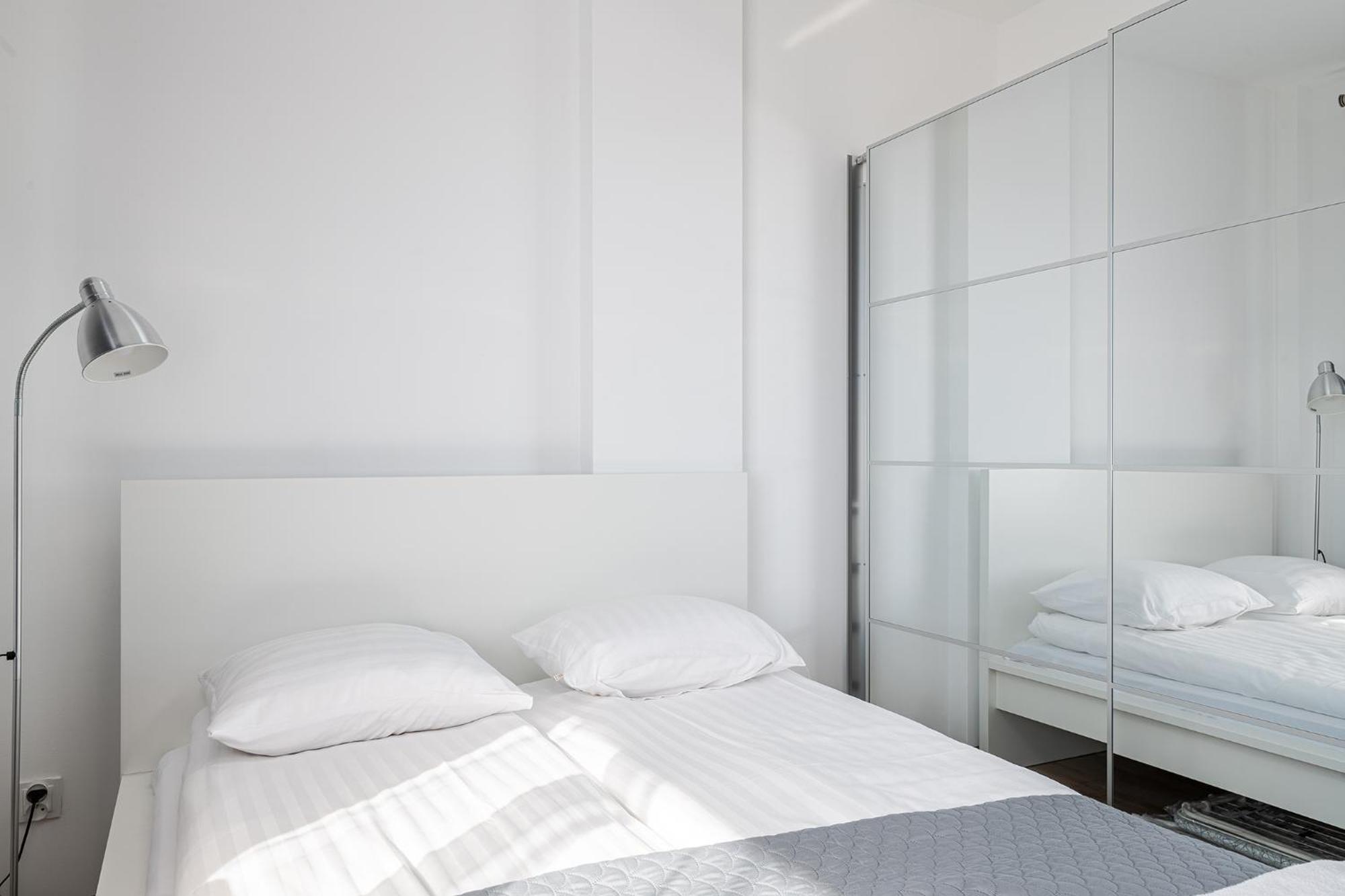 Rentplanet - Apartamenty Pileckiego 바르샤바 외부 사진